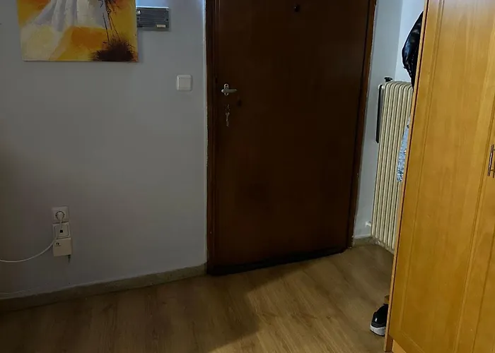 Chania Center With Balcony Aircon 아파트